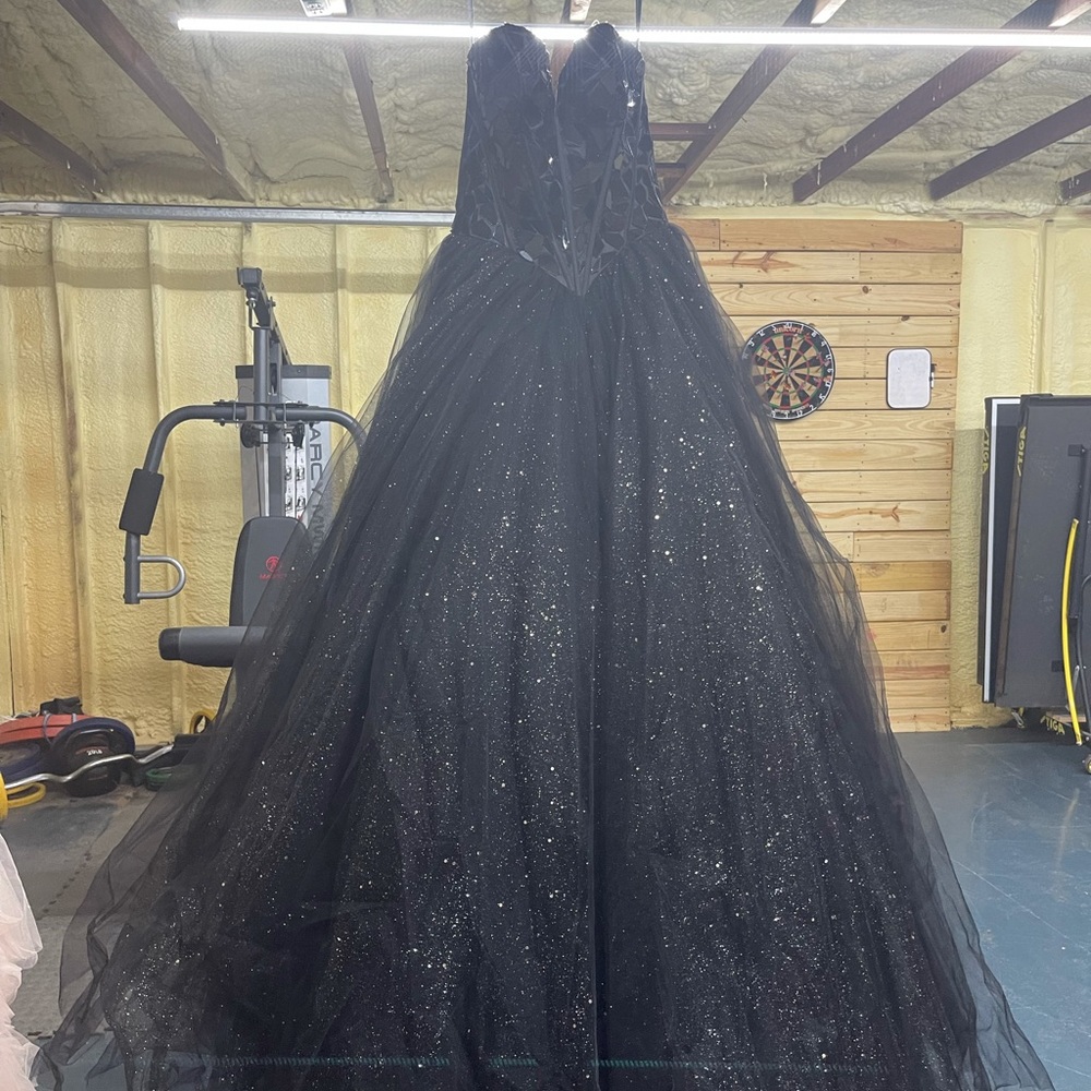 Sherry Hill size 0 excellent condition
